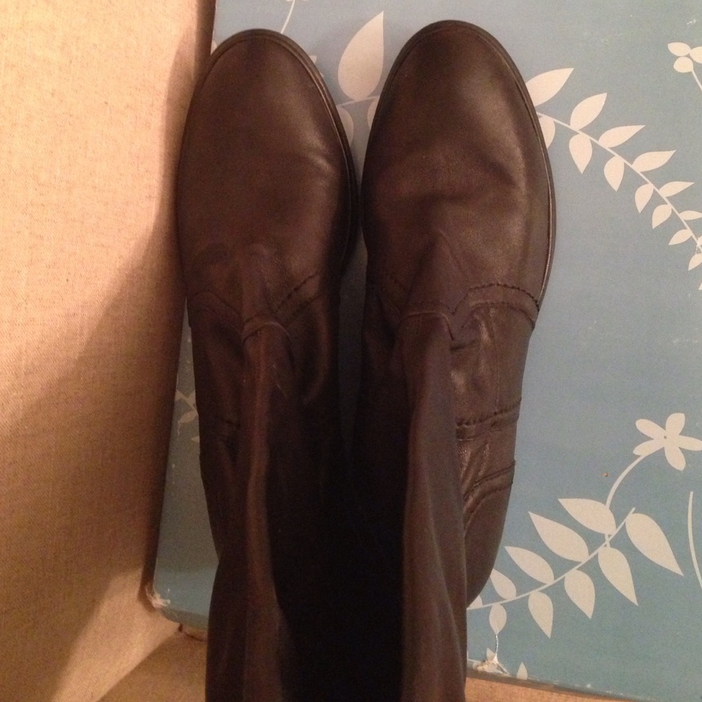 Black Over-the-knee Riding Boots - Picture 2 of 2